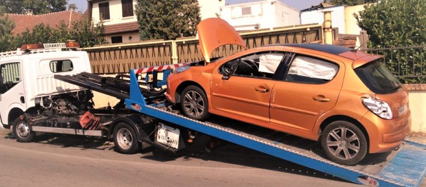 Tout savoir sur le service de remorquage de voiture