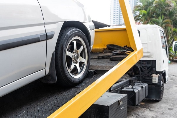 Service de remorquage automobile